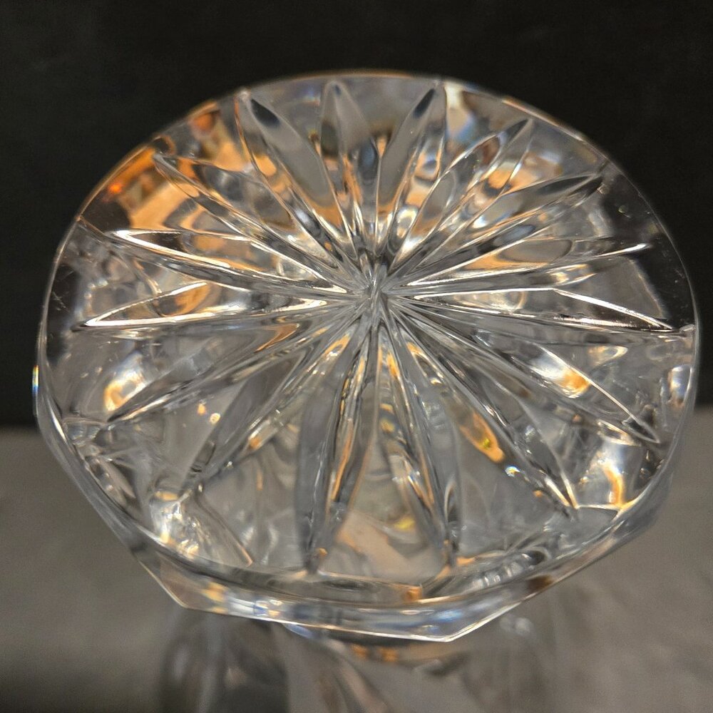 CRYSTAL VASE - Picture 7 of 11